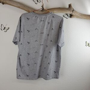 Cactus man gray seagull print short sleeve tee